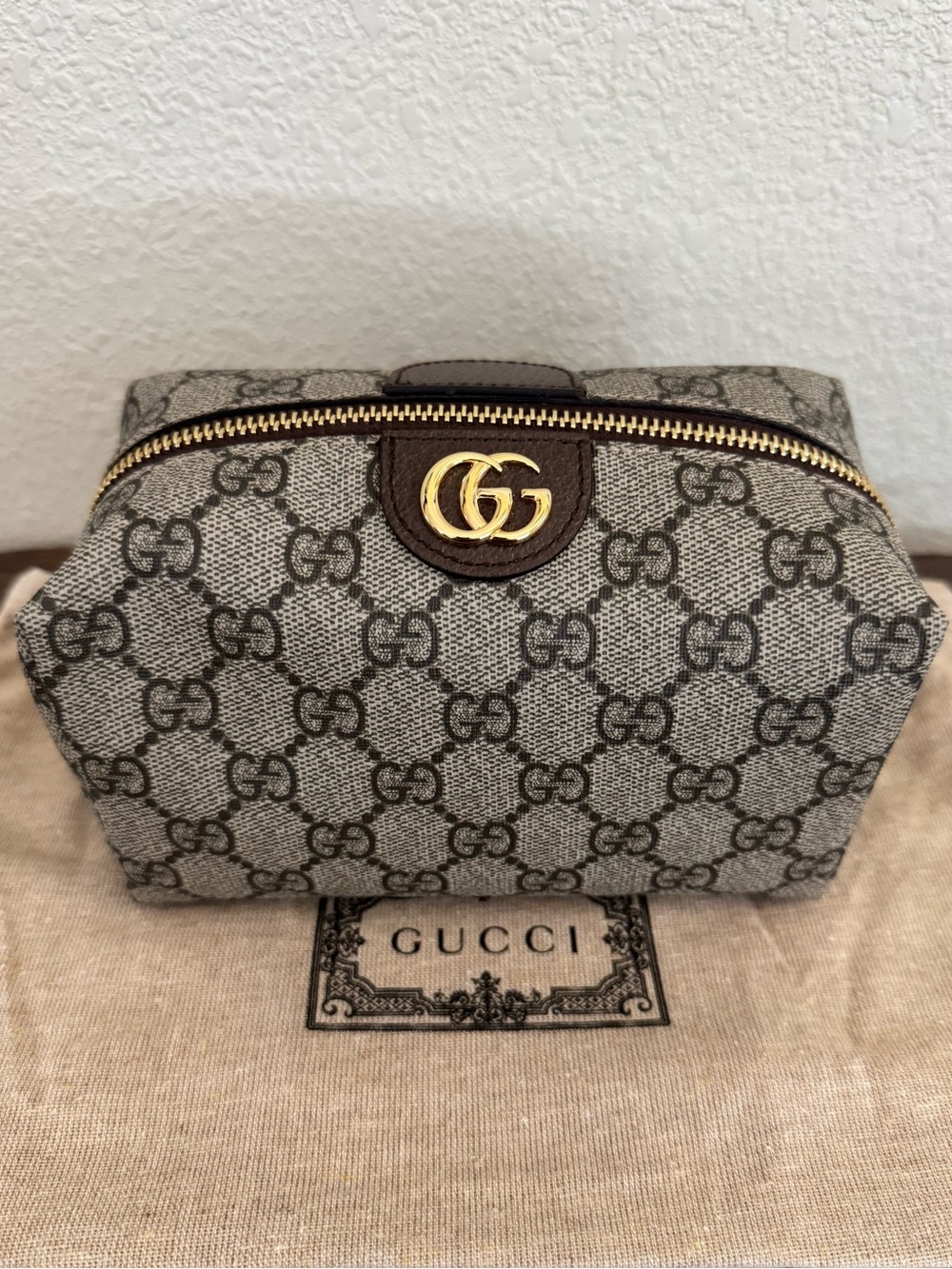 NEW GUCCI Marmont Medium Cosmetic Pouch